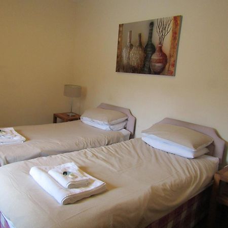 The Crown Hotel Inverbervie Δωμάτιο φωτογραφία