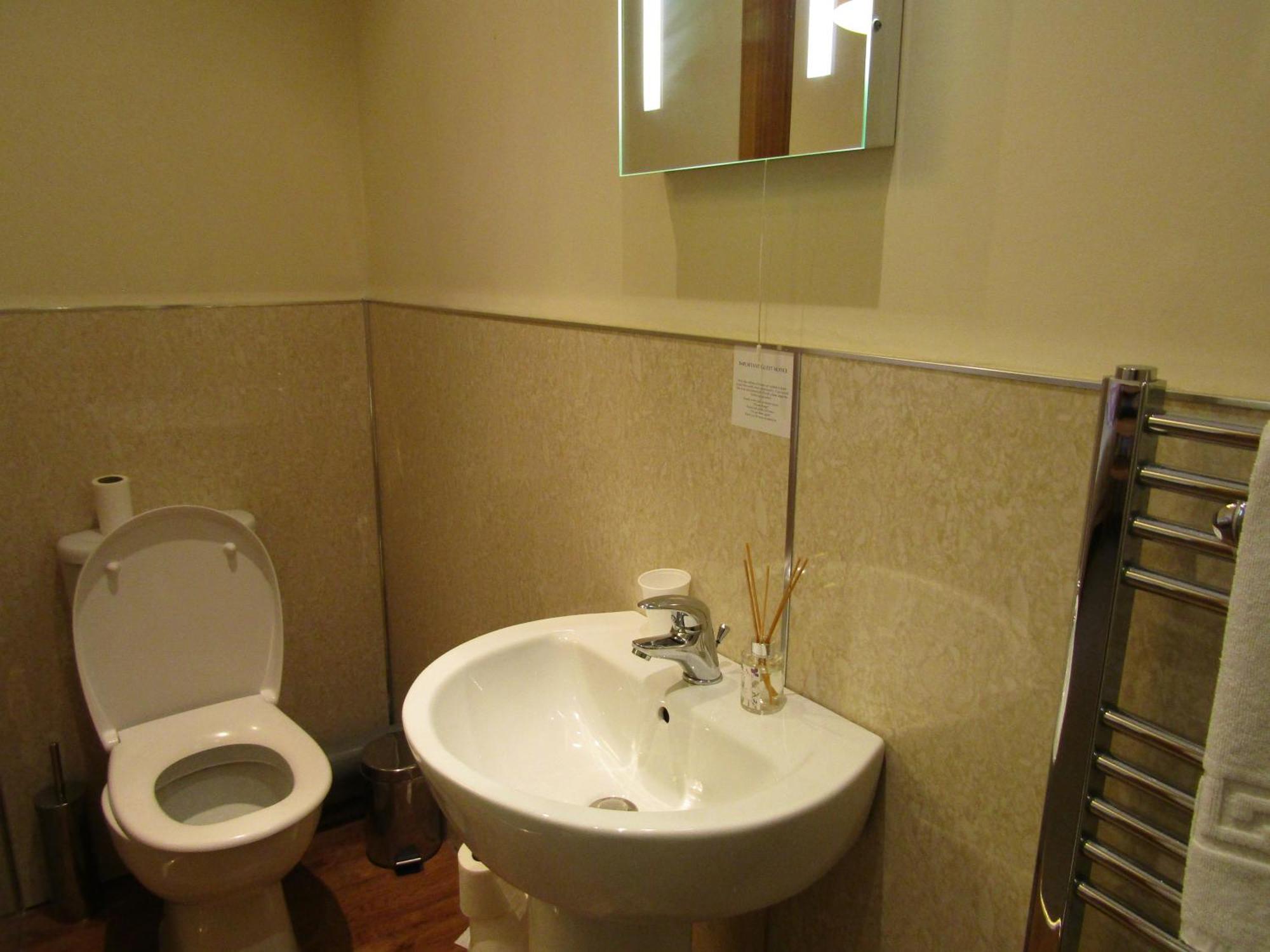 The Crown Hotel Inverbervie Δωμάτιο φωτογραφία